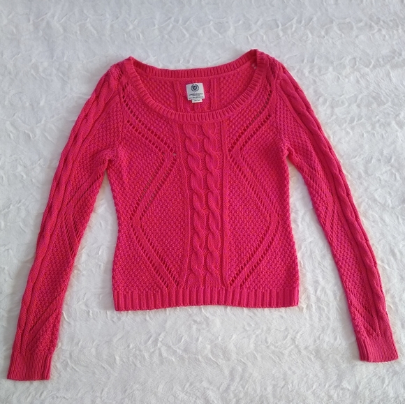 American Eagle Cable Knit Sweater - Picture 1 of 6